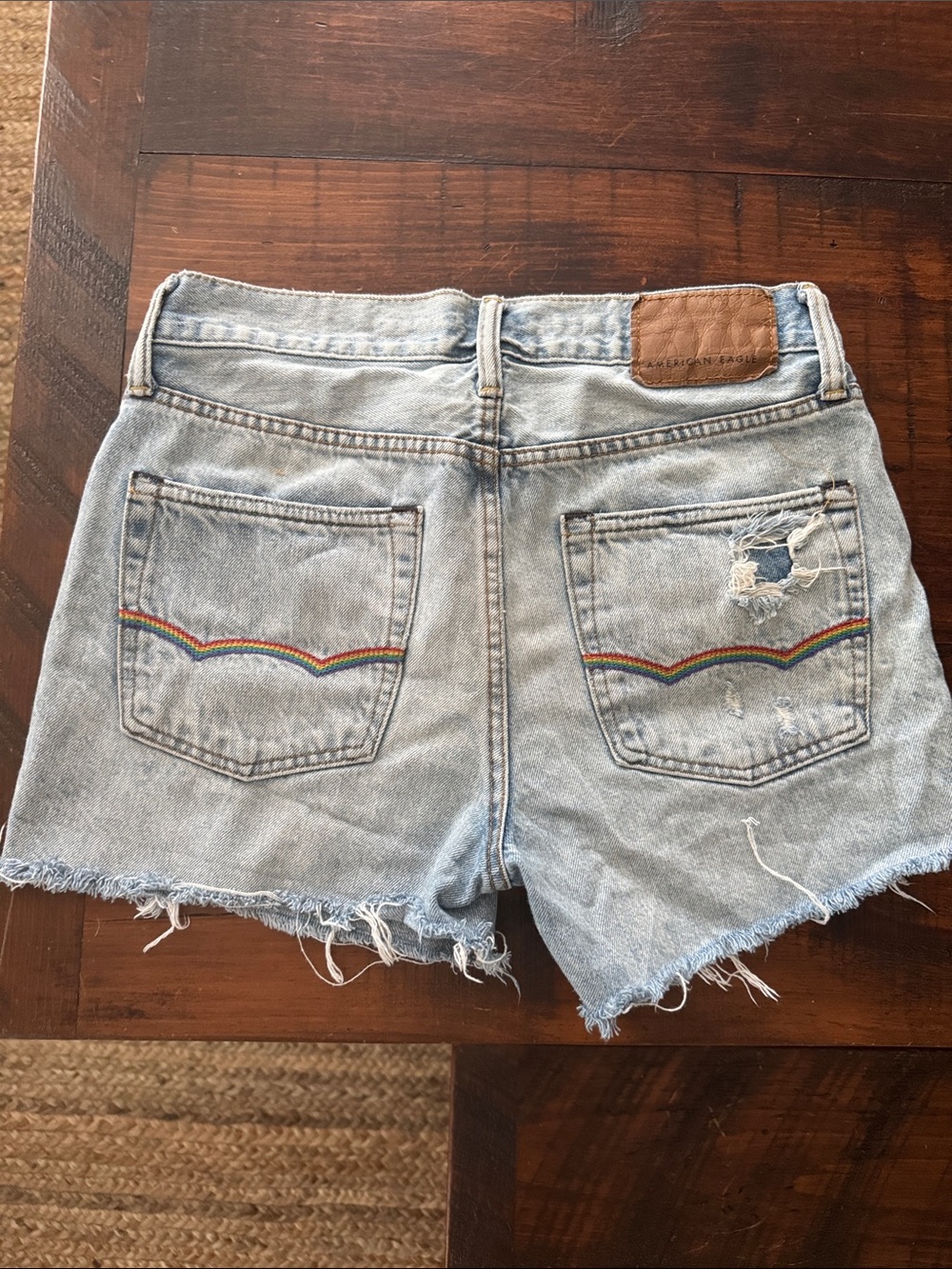American Eagle Rainbow Pocket Destructed Denim Shorts Size 28